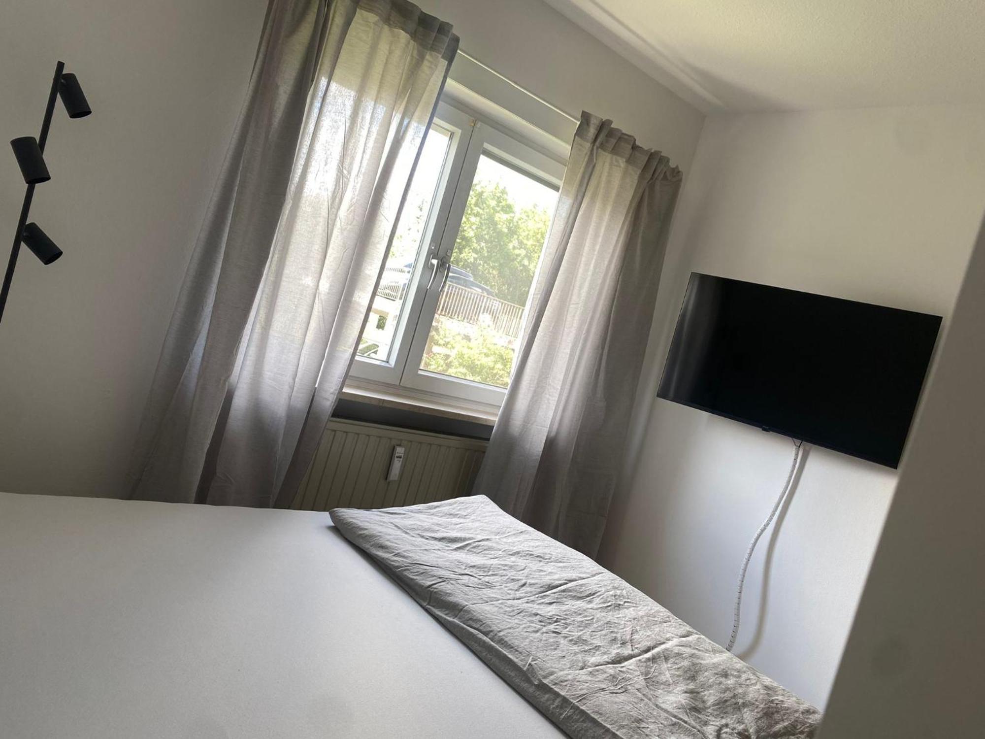 Charmante 1 Zimmerwohnung Mit Stellplatz Würzburg Buitenkant foto